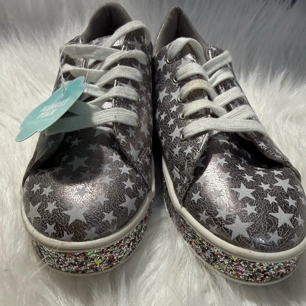SO Kids Sneakers with Star Pattern - Gray and White